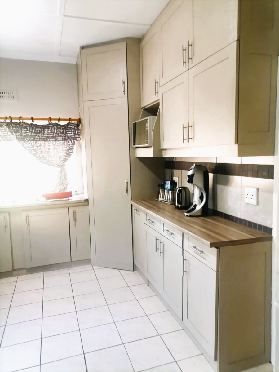 3 Bedroom Property for Sale in Parow Valley Western Cape